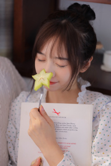 黑色蕾丝透视露胸旗袍连衣裙